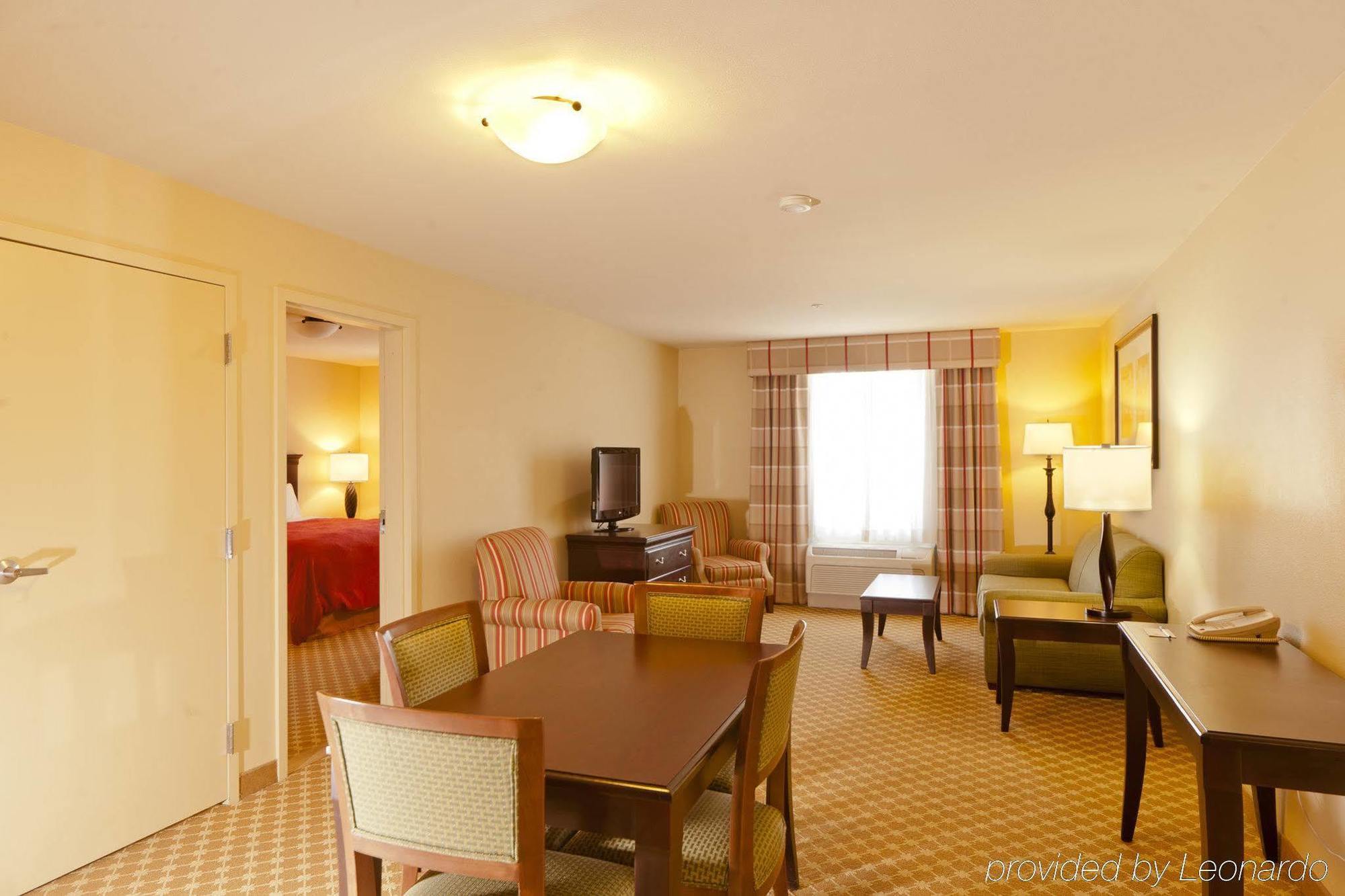 Holiday Inn & Suites - Barstow, An Ihg Hotel Zimmer foto
