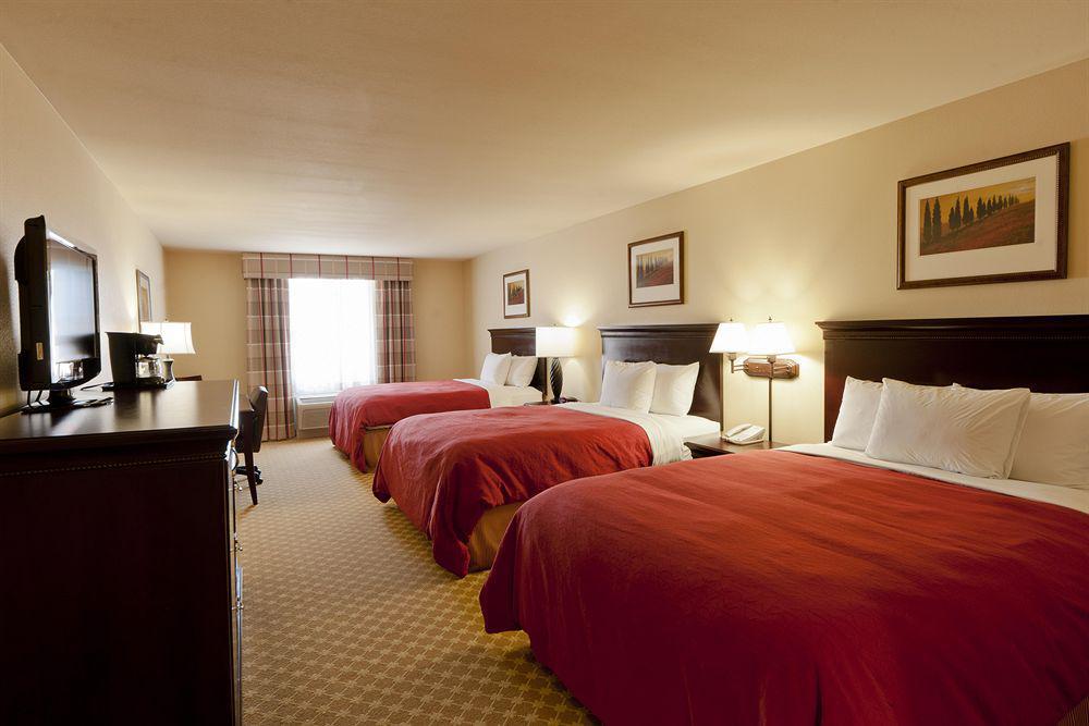 Holiday Inn & Suites - Barstow, An Ihg Hotel Zimmer foto